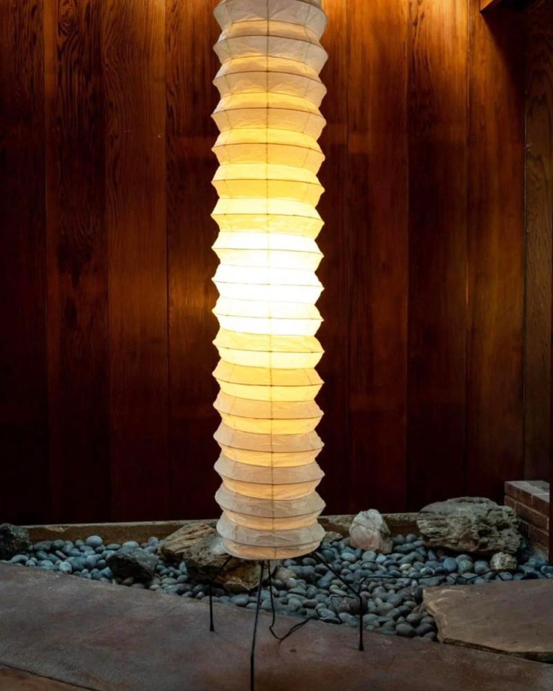 Lampa podłogowa Akari UF4-31N w eleganckim stylu japońskim
