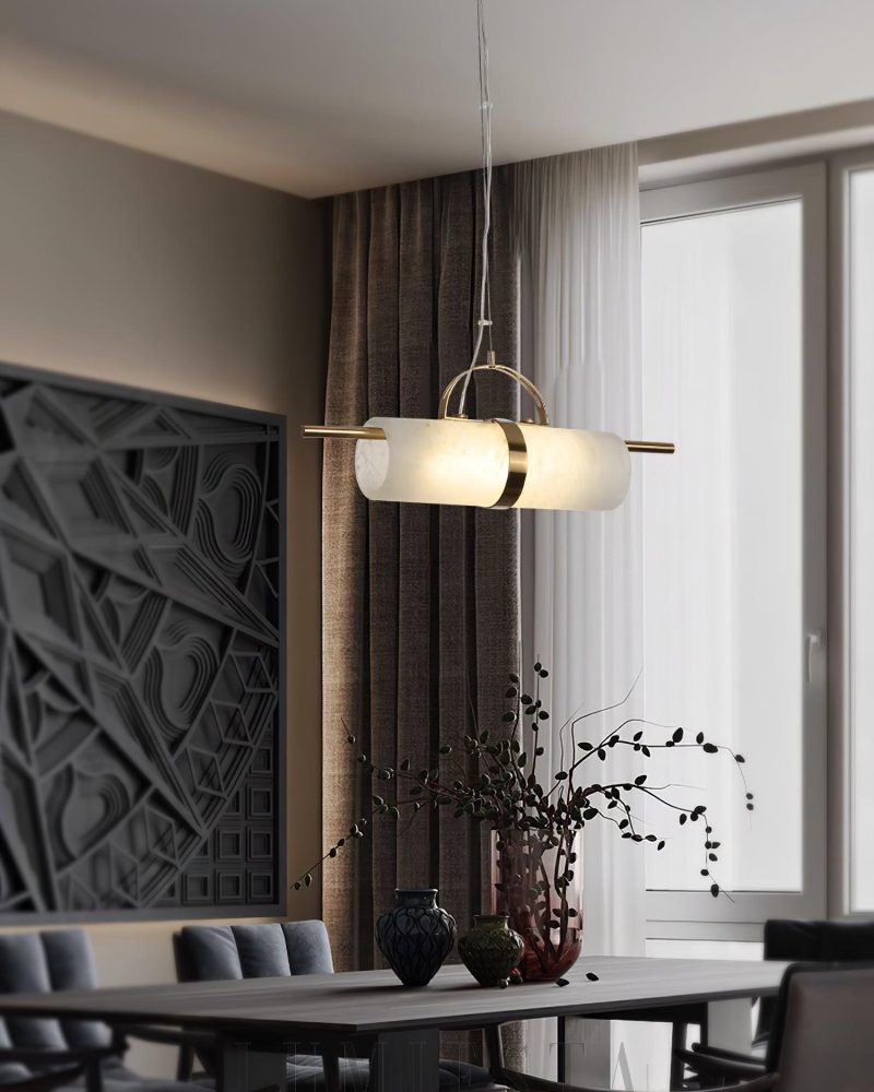 Mini lampa wisząca cylindryczna z alabastru w kolorze mosiądzu