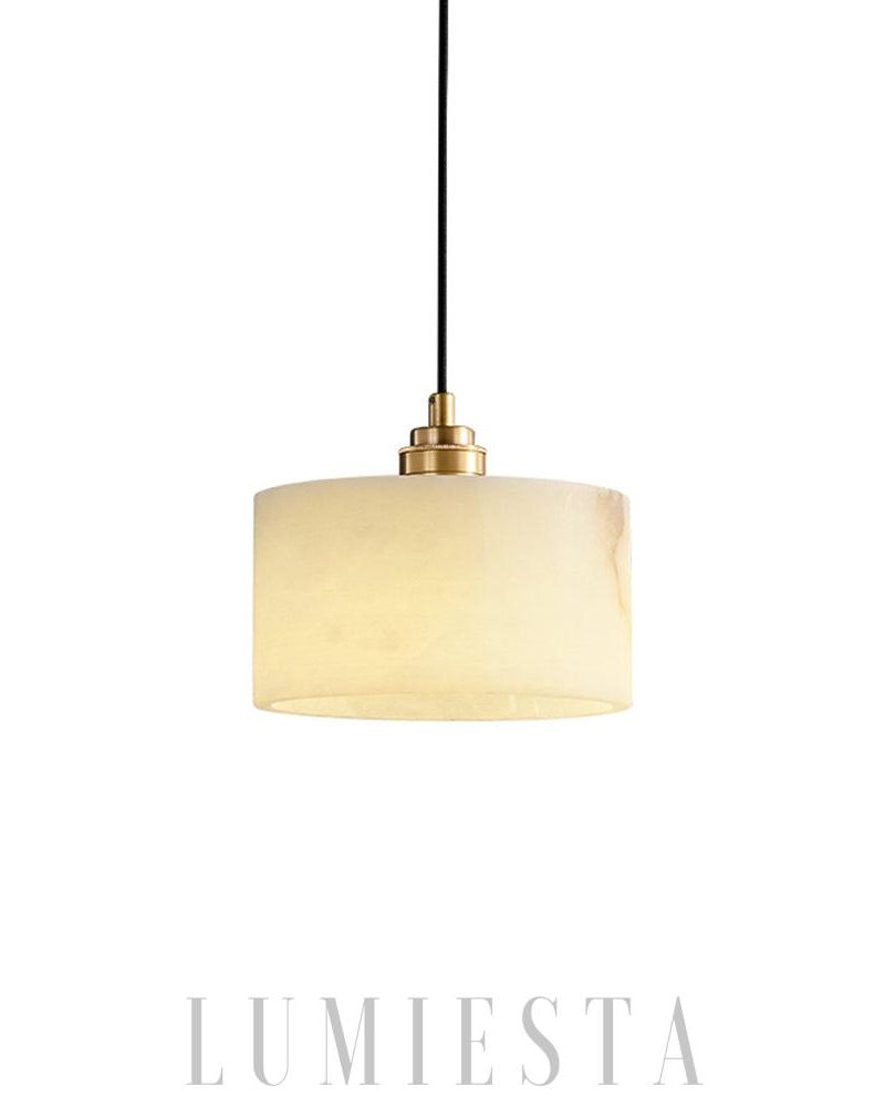 Cylindryczna lampa wisząca z alabastru w białym kolorze