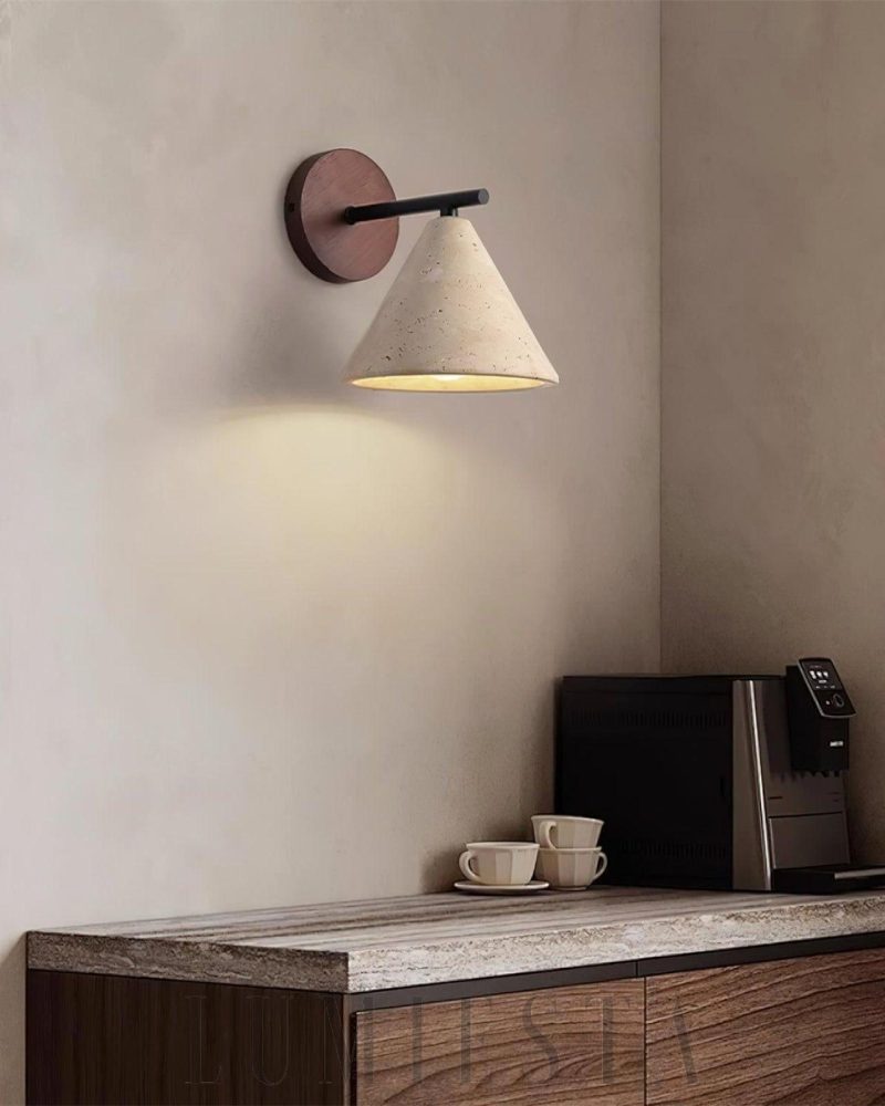 Lampa Ścienna Stożkowa Travertynowa z Drewnianym Wykończeniem