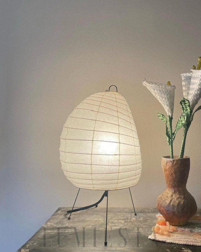 Lampa stołowa Akari 1N w stylu Art Deco biały kolor 26cm