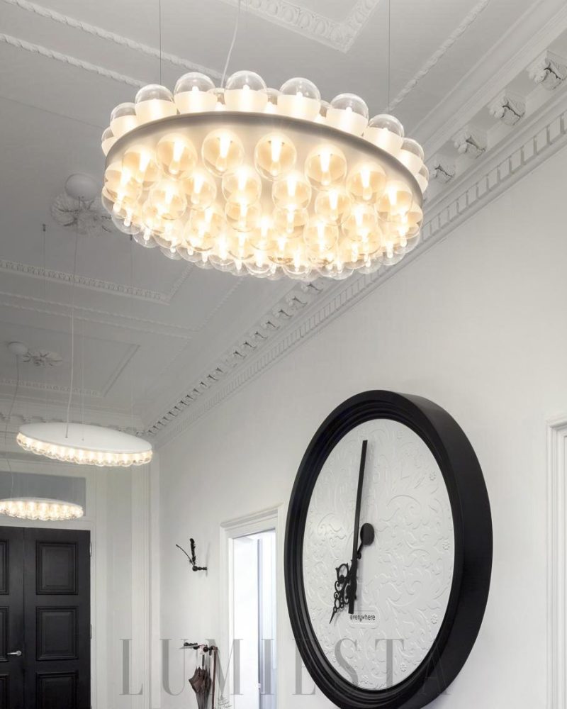 Lampa wisząca okrągła z podświetleniem LED w białym kolorze