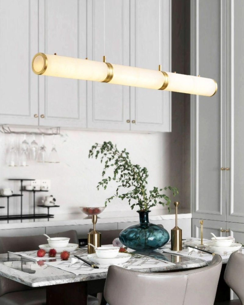 Lampa wisząca cylindryczna alabastrowa w białym kolorze