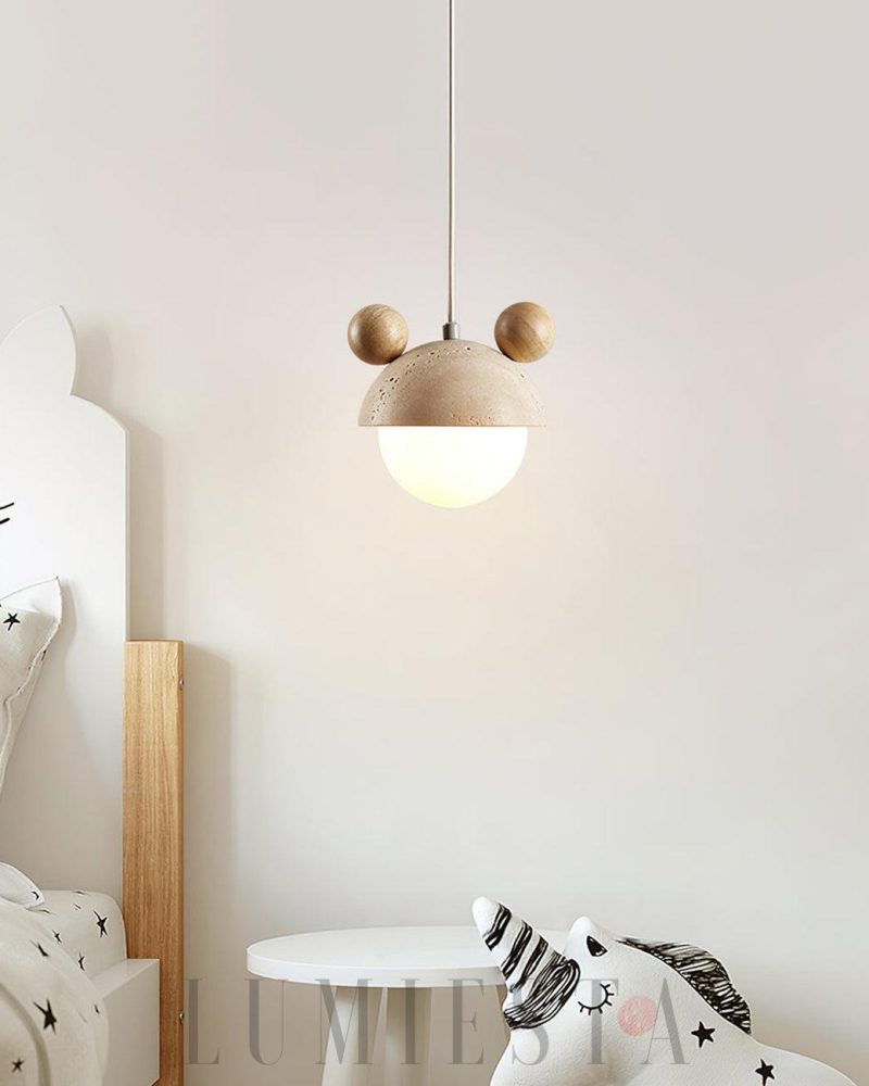 Lampa wisząca Domiere z travertynu i drewnianymi akcentami
