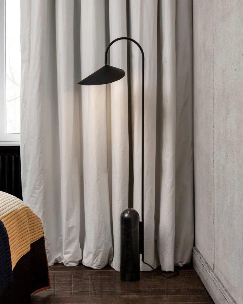 Lampa podłogowa Arum Duckbill w nowoczesnym stylu czarnym i beżowym