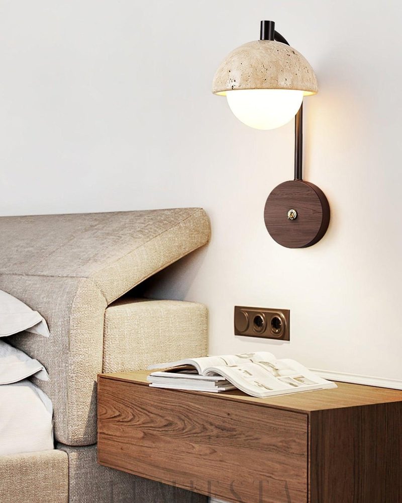 Lampa ścienna Travertine Wella w stylu nowoczesnym z drewna orzechowego