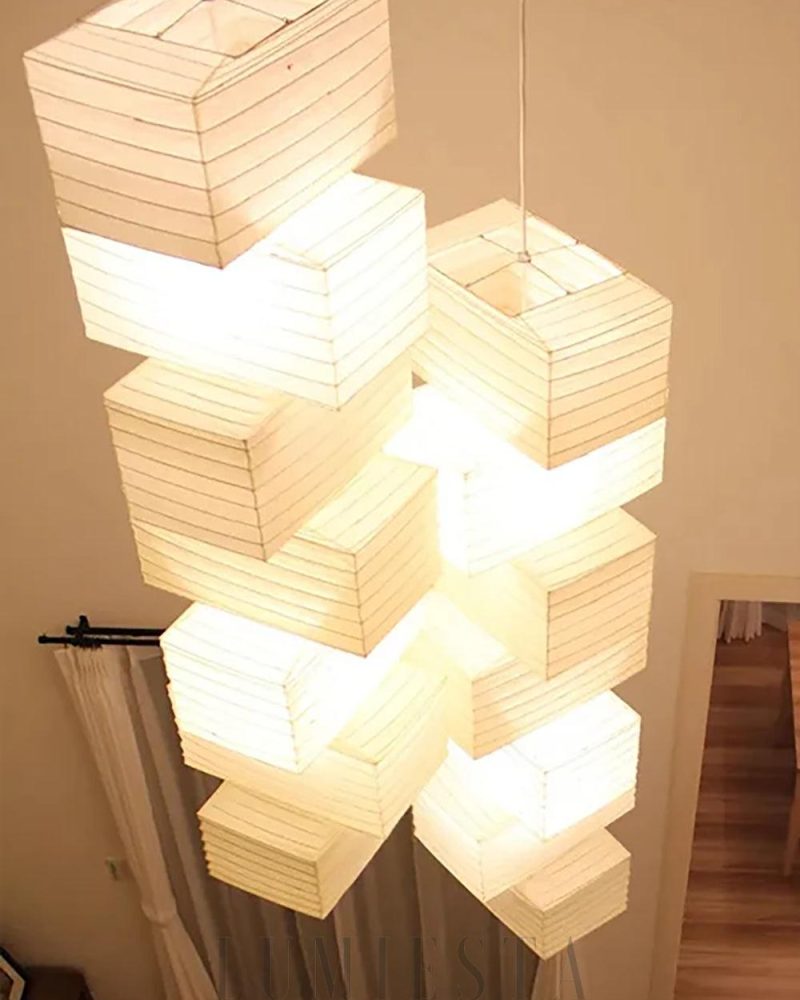 Lampa wisząca Akari 36N w białym kolorze klasyczny design