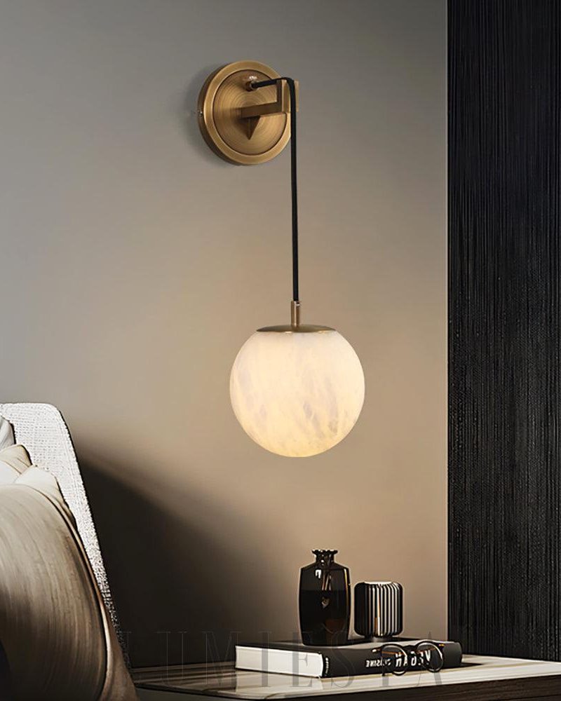 Minimalistyczna Sferyczna Lampa Ścienna z Alabastru Biała Złota