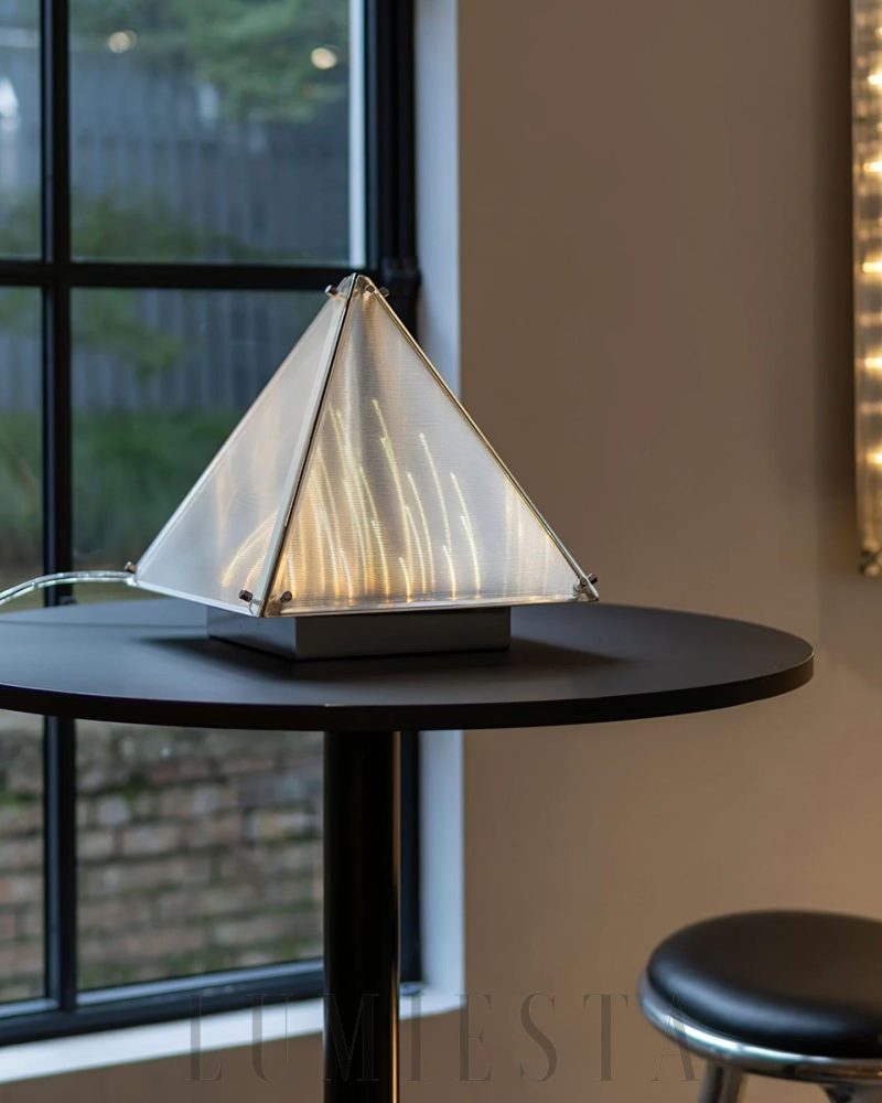 Lampa stołowa Fragment z przeszkloną konstrukcją w chromie
