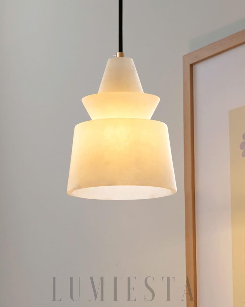 Nowoczesna lampa wisząca z alabastru średnica 18cm kolor biały