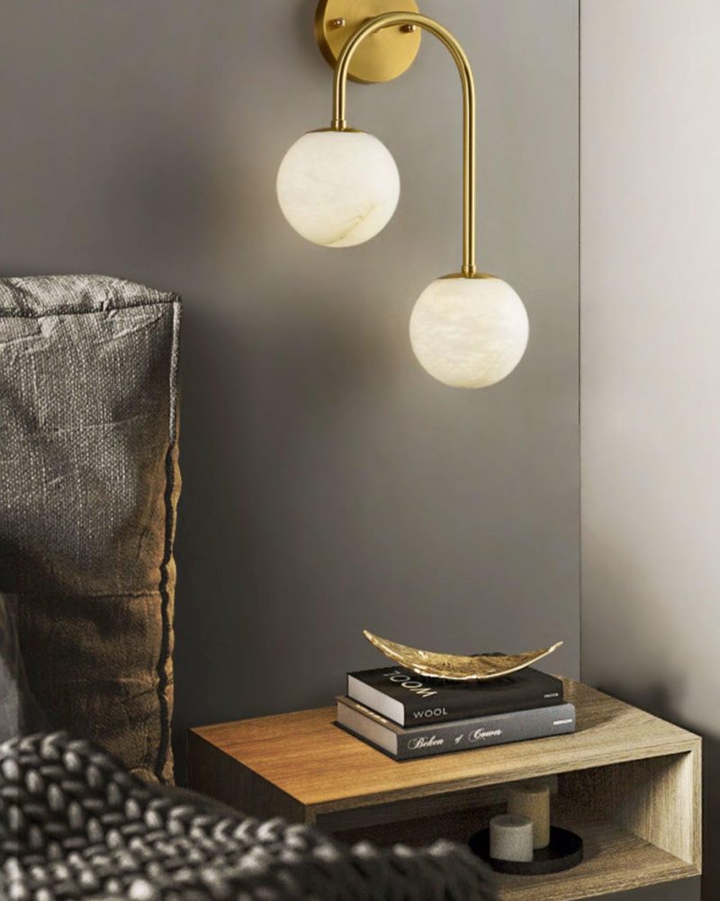 Lampa ścienna alabastrowa w nowoczesnym stylu mosiężnym 30cm