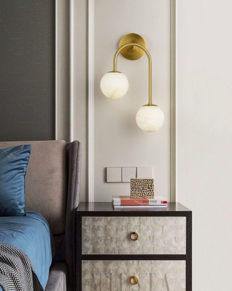Lampa ścienna alabastrowa w nowoczesnym stylu mosiężnym 30cm