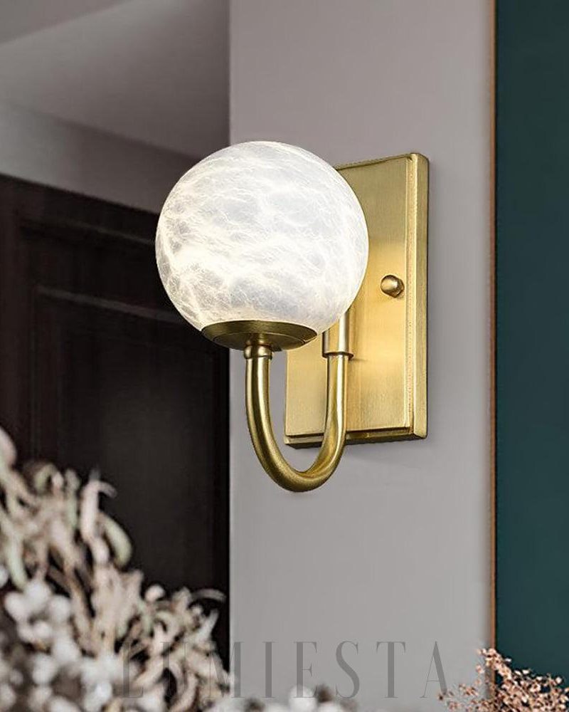 Nowoczesna kula alabastrowa lampa ścienna złota i biała