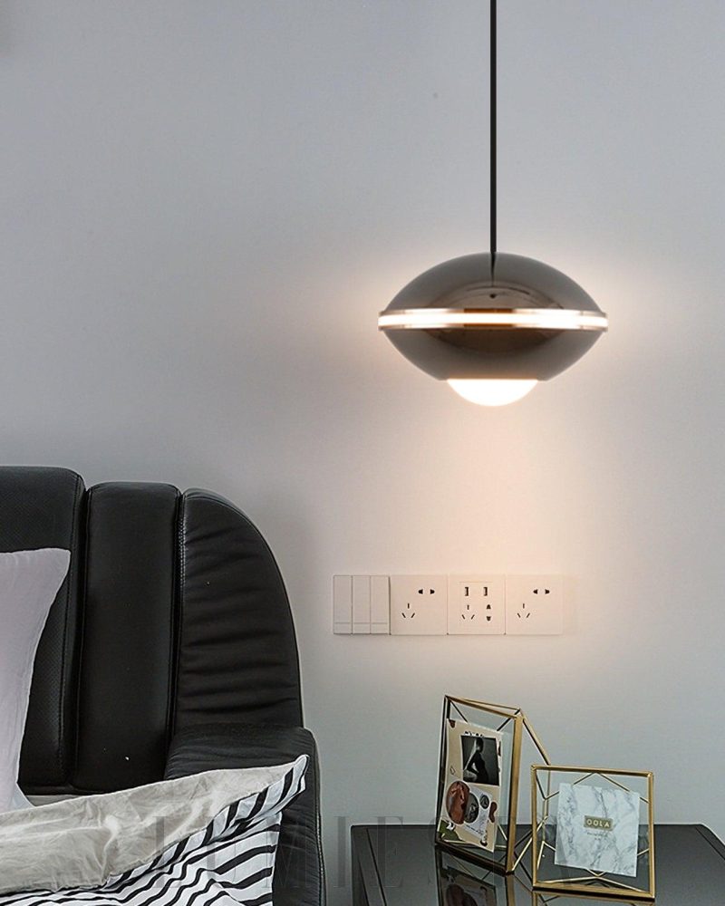 Lampa wisząca Pendul o średnicy 10cm w kolorach czarnym białym złotym