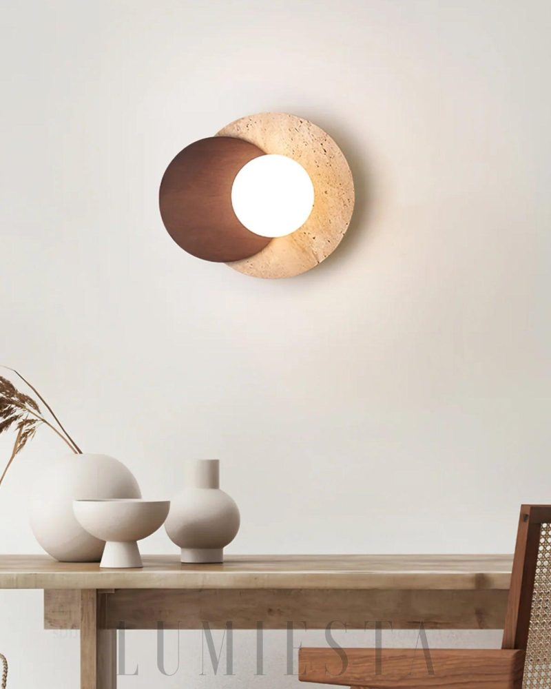 Lampa ścienna Lunar Eclipse z travertynu w stylu nowoczesnym