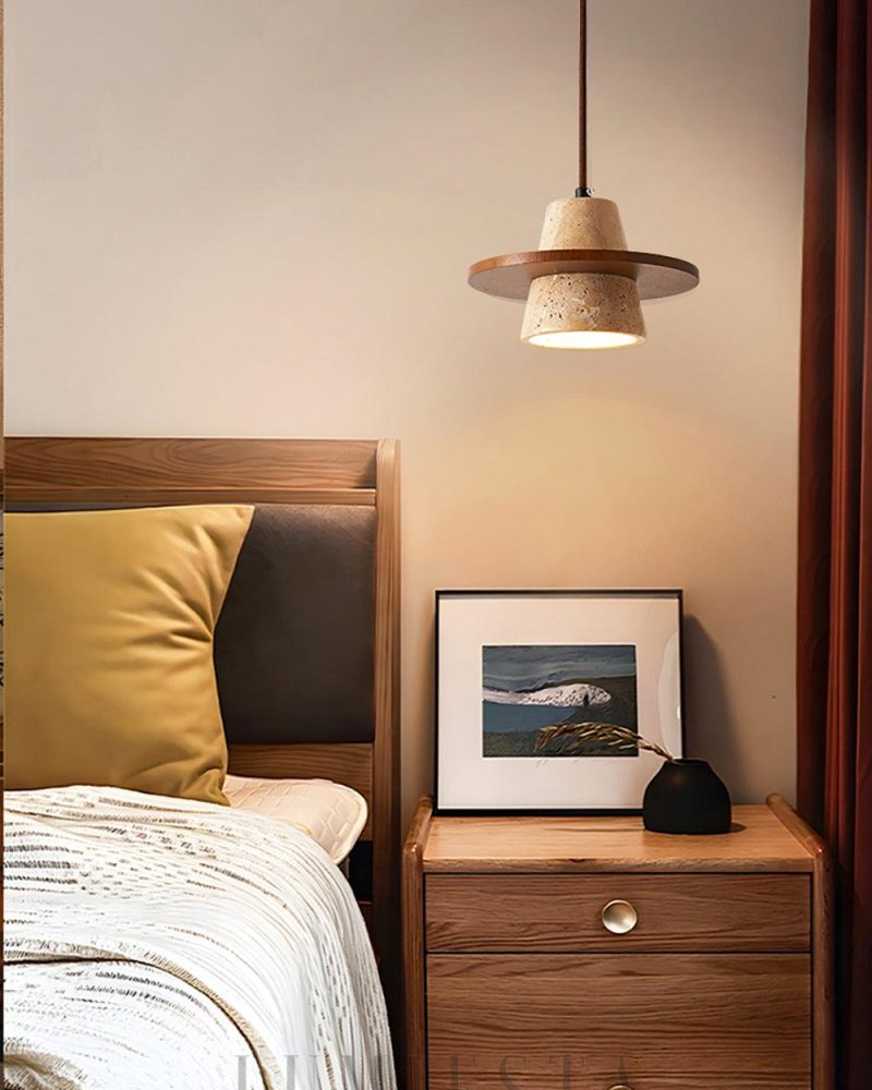 Lampa wisząca Conical z trawertynu w stylu vintage 20cm