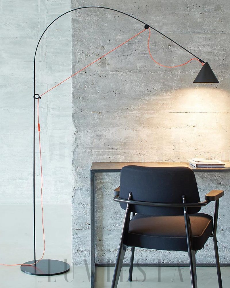 Lampa Podłogowa AYNO Czarna Styl Minimalistyczny 135cm