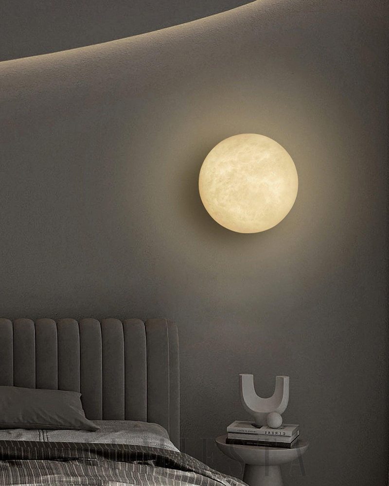 Lampa ścienna z marmuru hiszpańskiego w mosiężnej oprawie