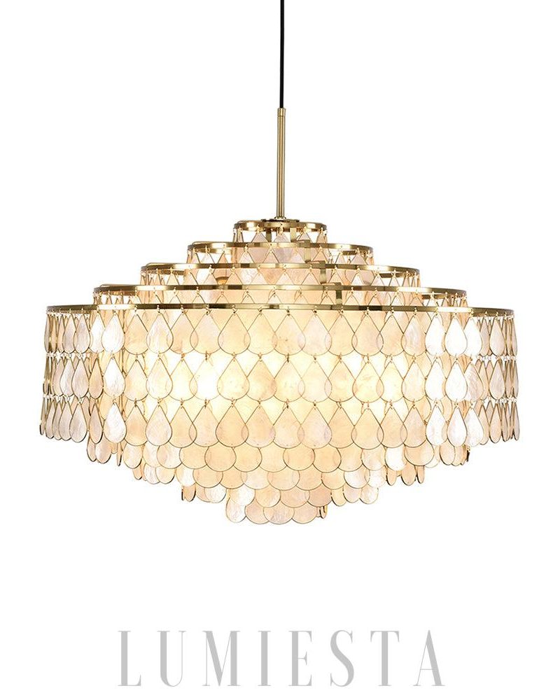 Lampa wisząca Teardrops z muszelkami w złotym kolorze