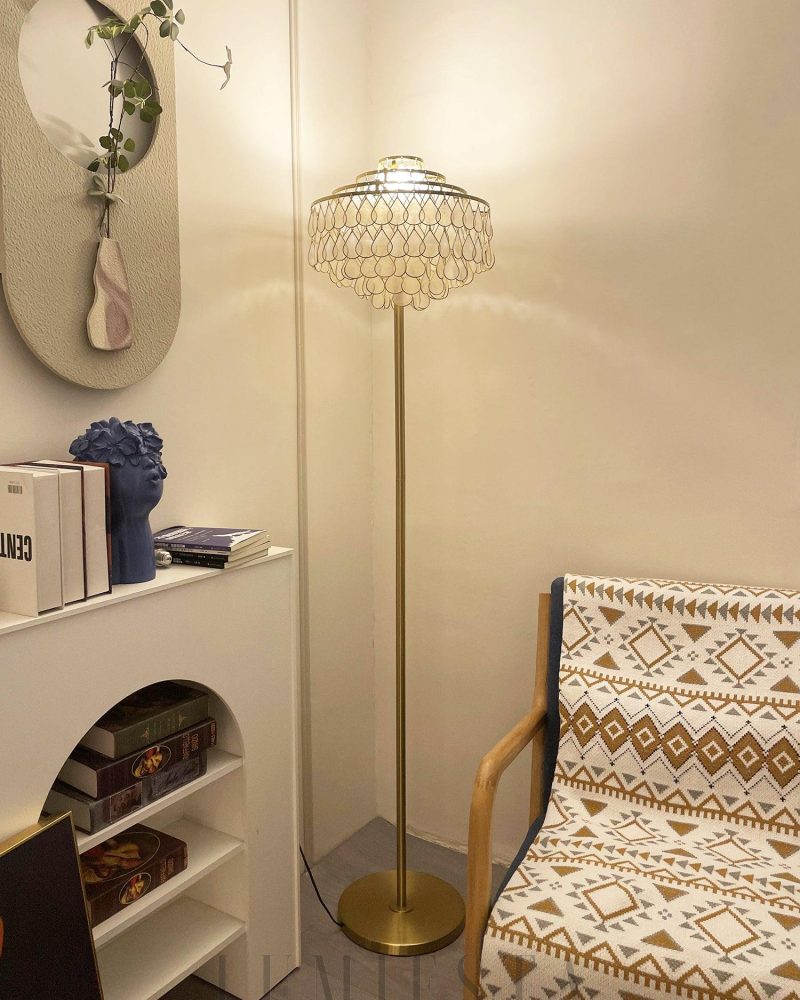 Lampa podłogowa w kształcie łezki złota i biała 40cm x 170cm