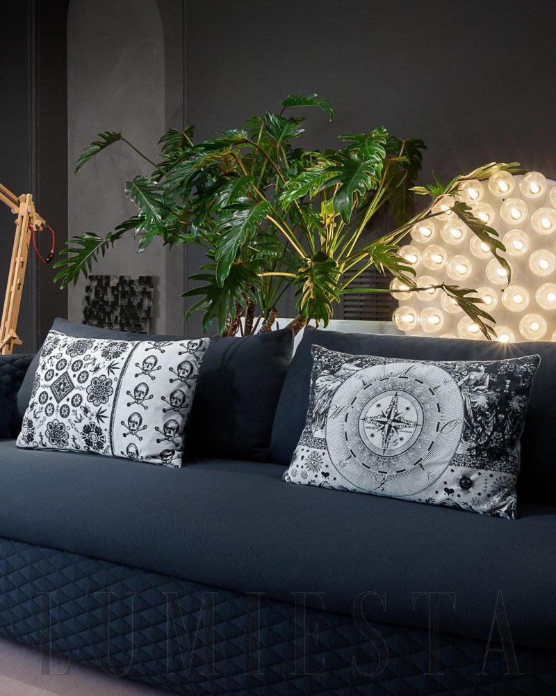 Lampa podłogowa Prop Light okrągła z szklanymi bańkami 73cm