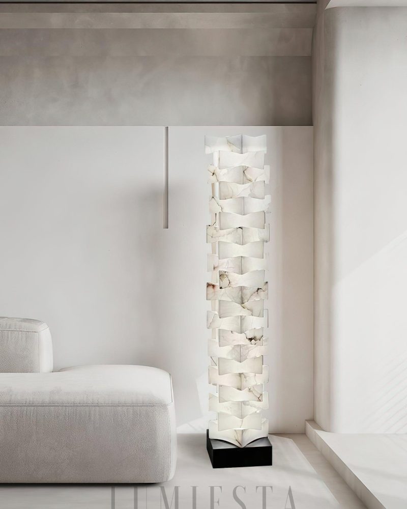 Lampa podłogowa z alabastru kwadratowa elegancka i nowoczesna