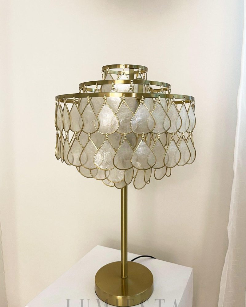 Lampa stołowa Shell Teardrop Złota 30cm Elegancki Design