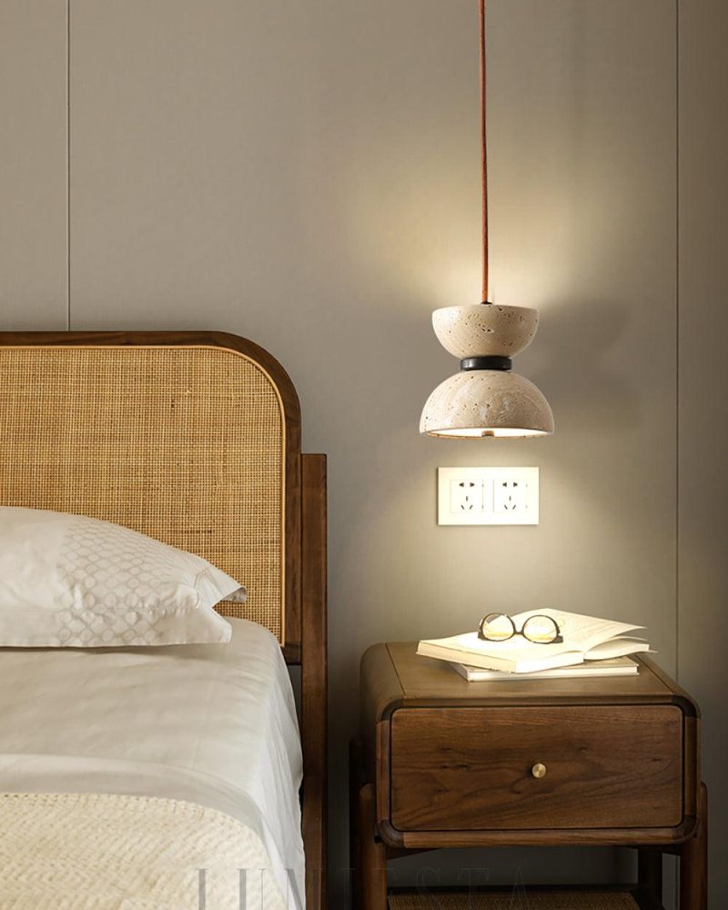 Lampa wisząca Randolf z travertynu w stylu nowoczesnym 15cm