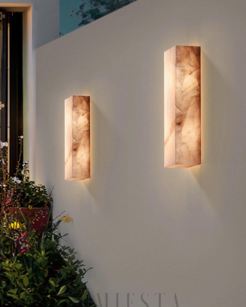 Lampa ścienna Rivage z alabastru minimalistyczna elegancja