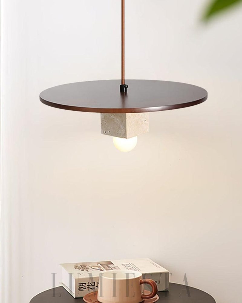 Lampa wisząca beżowa okrągła z drewna i trawertynu 30cm