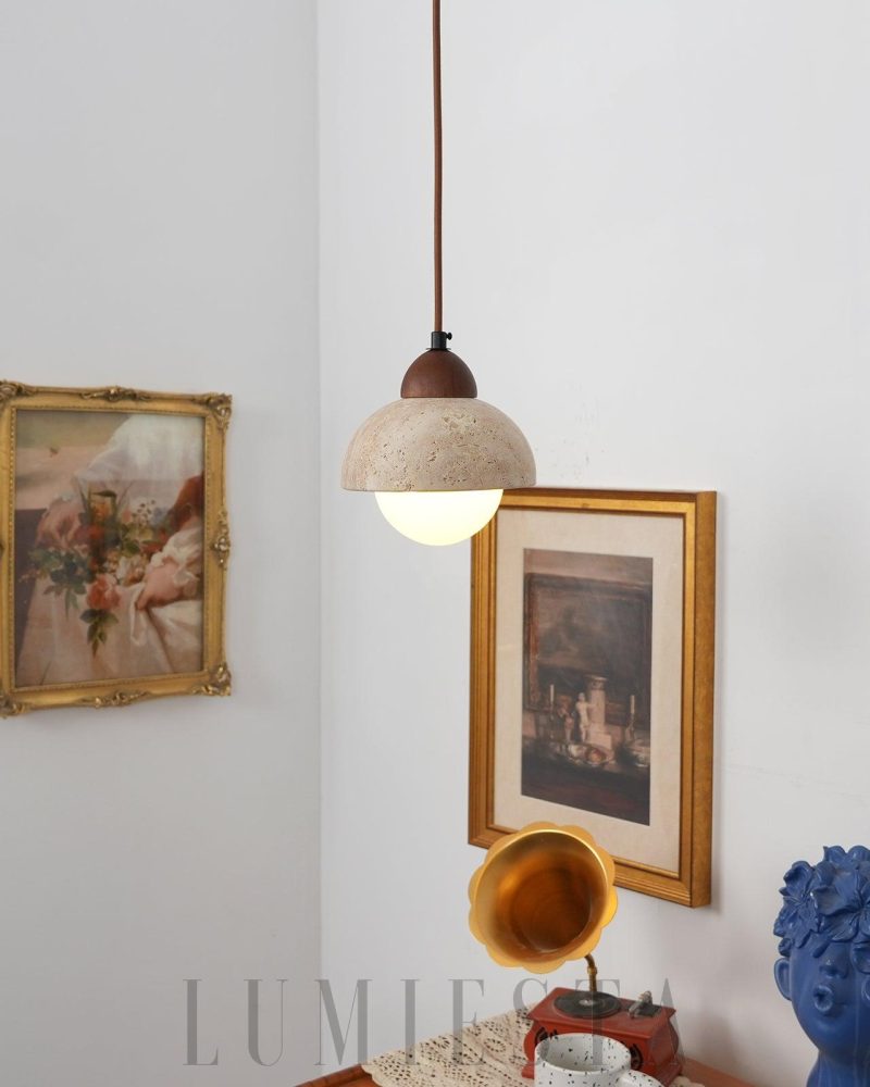 Lampa wisząca półokrągła z travertynu i szkła w kolorze beżowym
