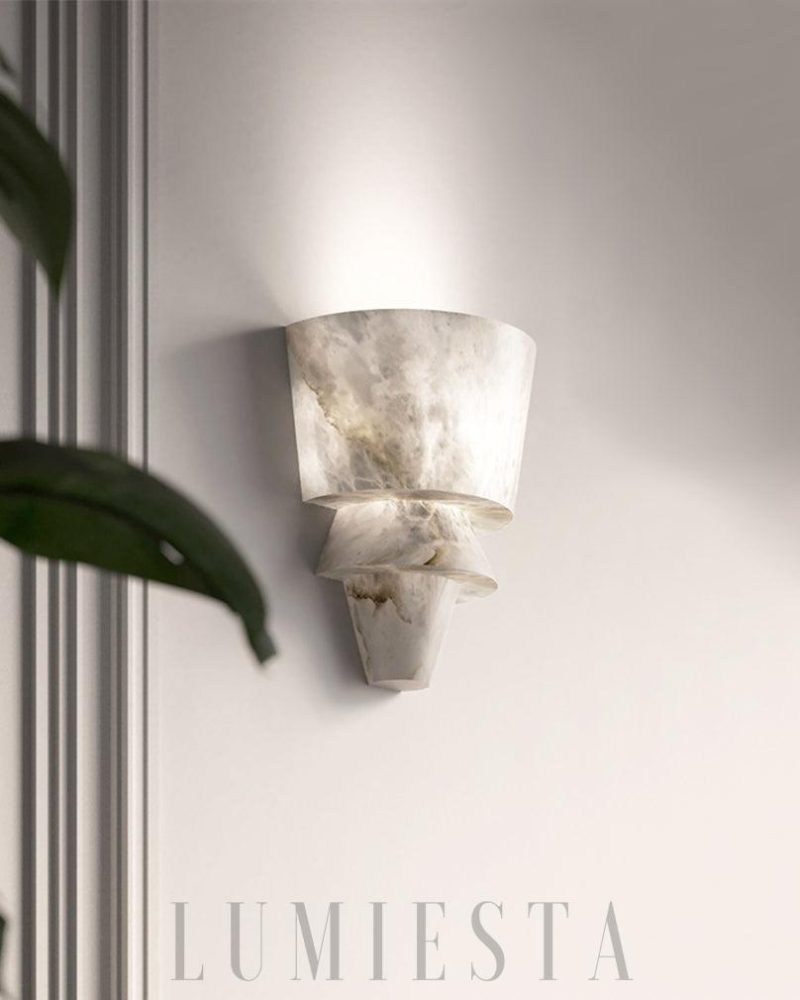 Lampa ścienna Alabaster w kształcie stożka stylowa elegancja