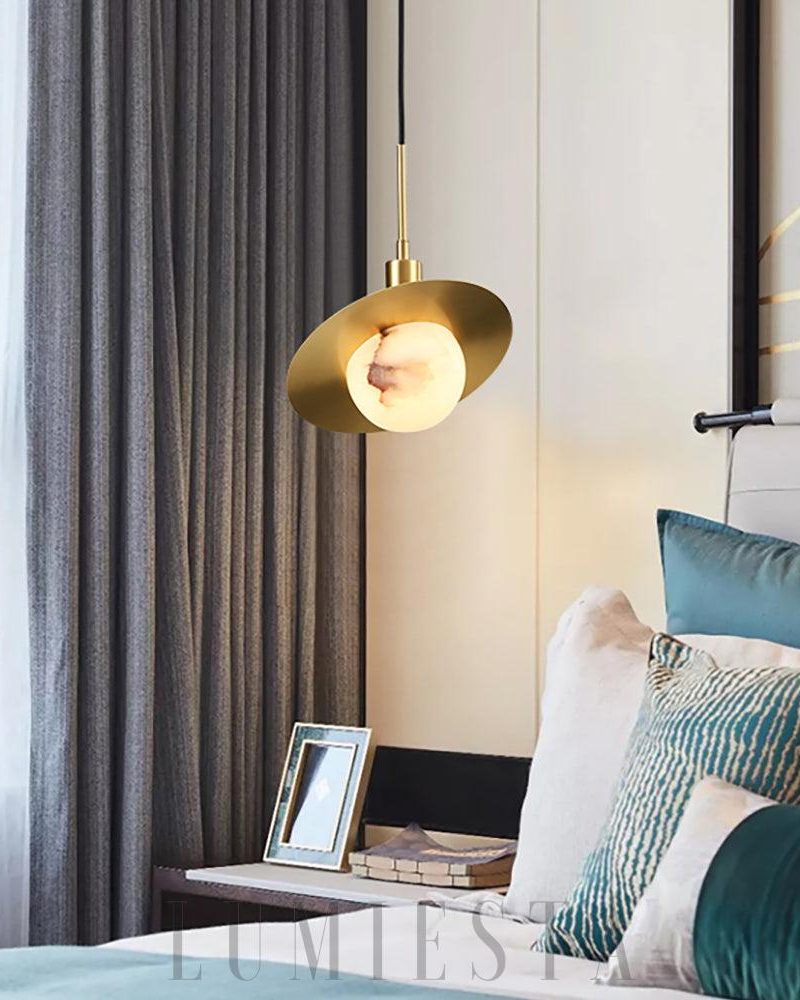 Luksusowa okrągła lampa wisząca z alabastru w złotym stylu