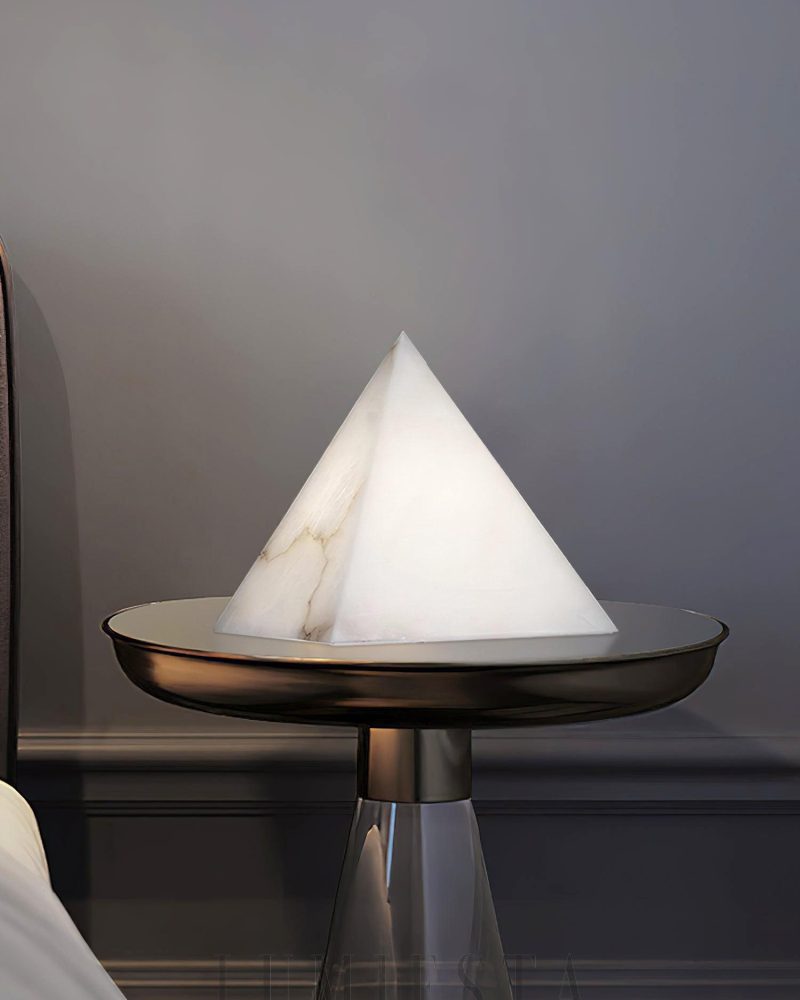 Lampa stołowa w kształcie piramidy z alabastru 20cm biały