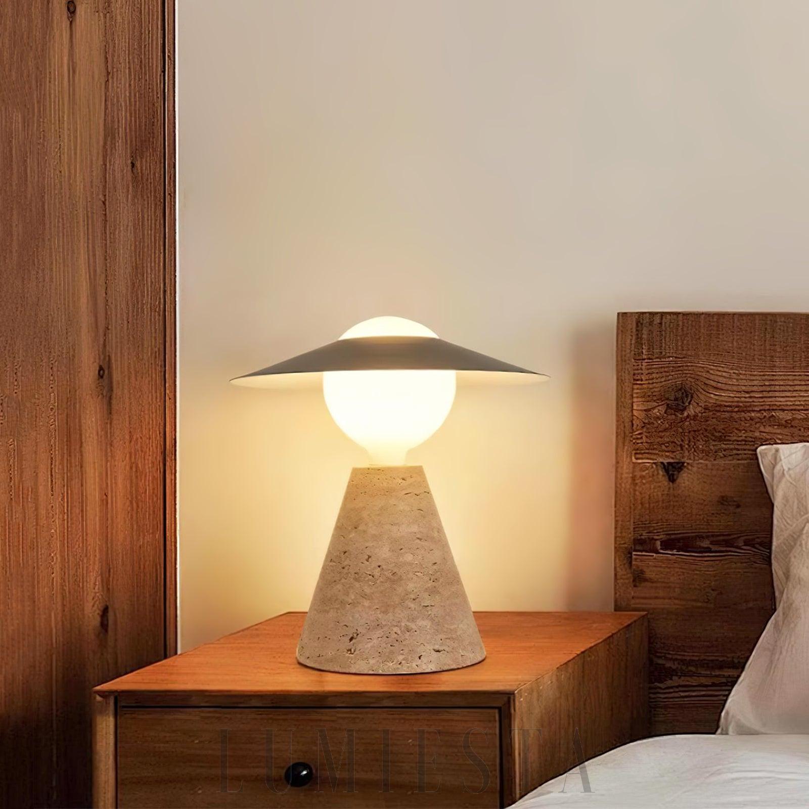 Lampa stołowa Bartley z trawertynu w stylu nowoczesnym żółta