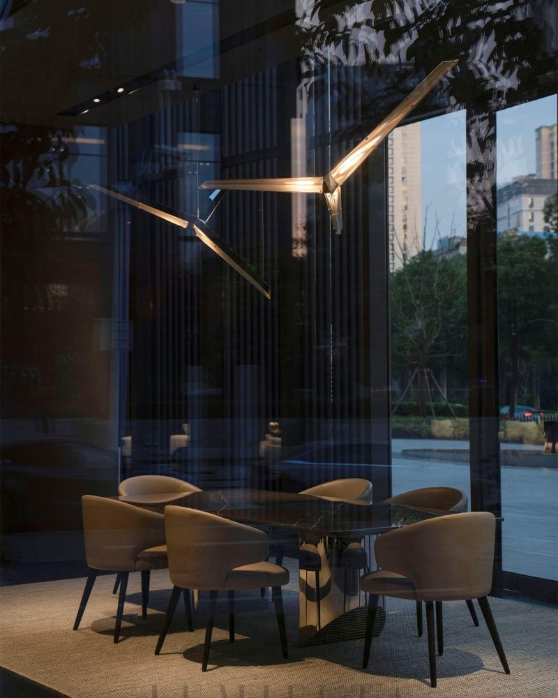Lampa wisząca Fragment 10 chrom przezroczysta nowoczesna 37 5 cm