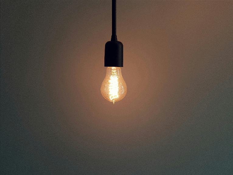 jak ściemnianie wpływa na diody LED
