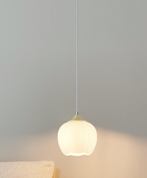 Glass Pendant Lamp Flower Bud in the Shape of a Flower