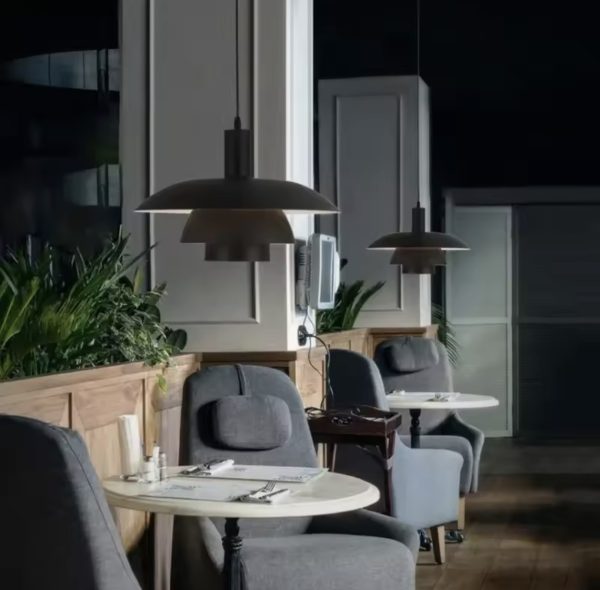 Screenshot Trójwarstwowa lampa wisząca z aluminiowymi kloszami 40 cm