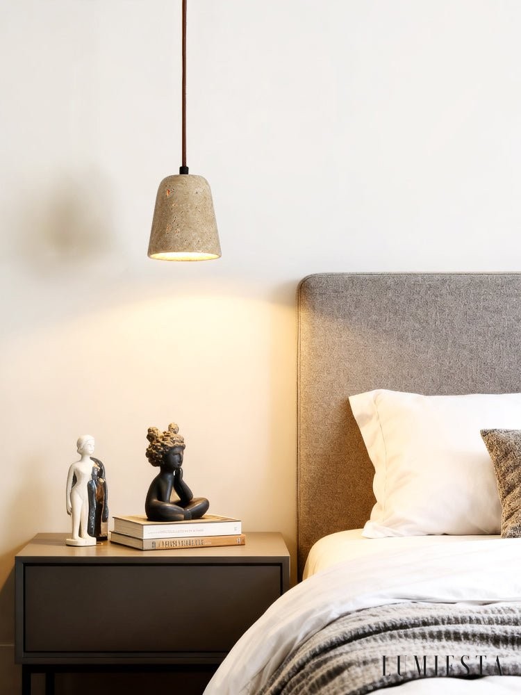 Amalfia - lampa wisząca trawertynowa żółta, widok od spodu z otworem światła