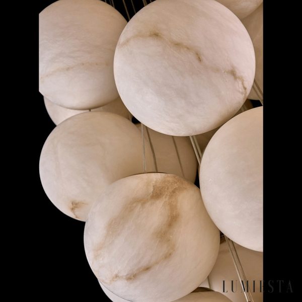 Atacamis - Lampa wisząca glamour, złota z alabastrem do salonu, Ø100 H150–300 cm