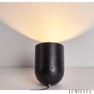 Athenora - Lampa stołowa czarna trawertynowa z złotym wnętrzem do salonu Ø18×17cm