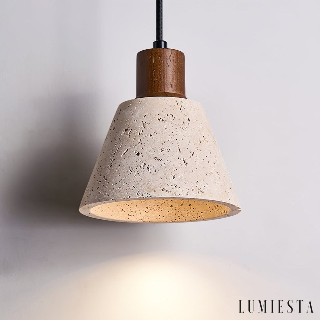 Bordeauxa - lampa wisząca z żółtego trawertynu, aranżacja nad stołem