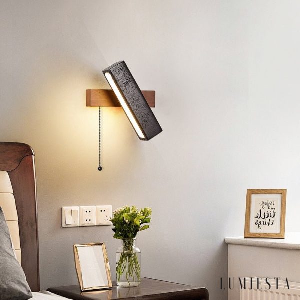 Lumiesta-helvetiax-kinkiet-nowoczesny-czarny-trawertyn-z-orzechem-do-salonu-1820-cm-2.jpg Helvetiax - Kinkiet nowoczesny czarny trawertyn z orzechem do salonu, 18×20 cm