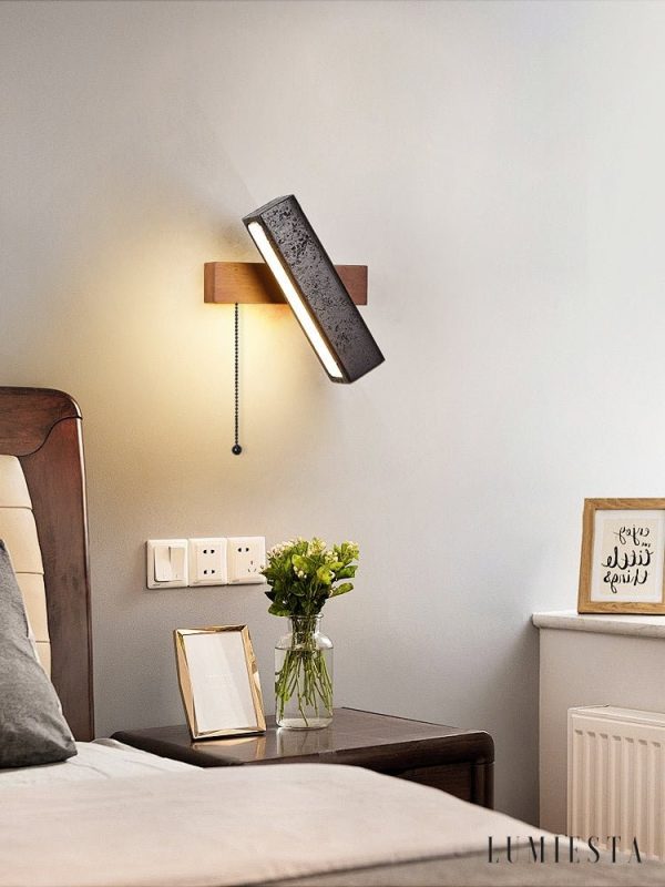 Lumiesta-helvetiax-kinkiet-nowoczesny-czarny-trawertyn-z-orzechem-do-salonu-1820-cm-3.jpg Helvetiax - Kinkiet nowoczesny czarny trawertyn z orzechem do salonu, 18×20 cm