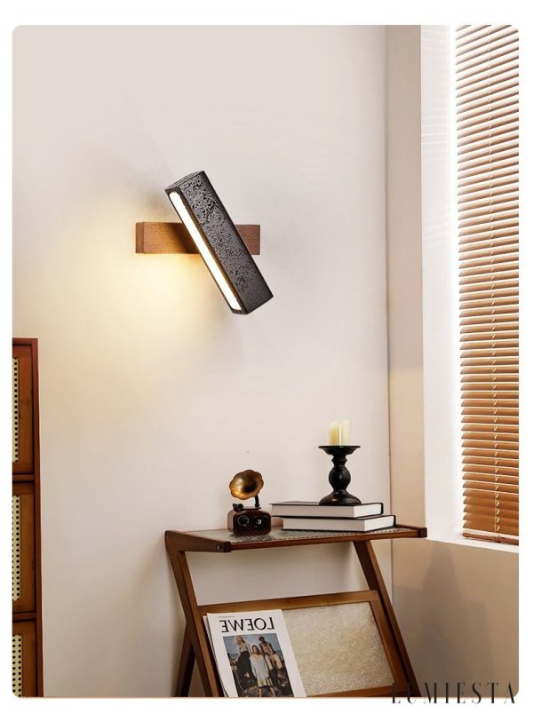 Lumiesta-helvetiax-kinkiet-nowoczesny-czarny-trawertyn-z-orzechem-do-salonu-1820-cm-5.jpg Helvetiax - Kinkiet nowoczesny czarny trawertyn z orzechem do salonu, 18×20 cm