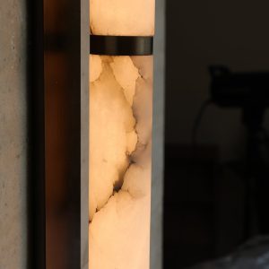 HispaniaX - Kinkiet alabastrowy, brązowo-biały do salonu, Ø10/11 x 50/96 cm