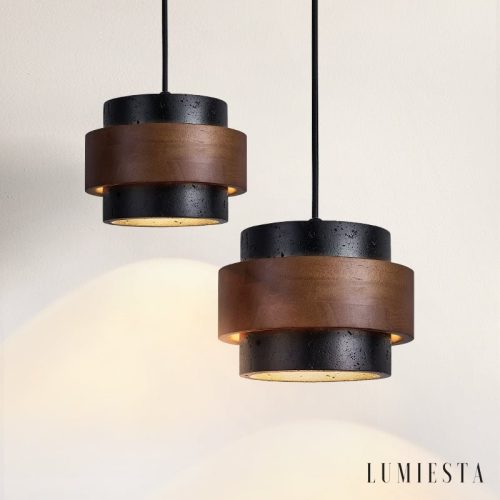 Latinae - lampa wisząca z czarnego trawertynu, widok z boku z detalem orzecha