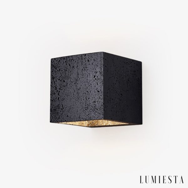 Lumiesta-magmara-kinkiet-trawertynowy-czarny-z-zotym-wntrzem-do-salonu-12x12x12-cm.jpg Magmara - Kinkiet trawertynowy, czarny z złotym wnętrzem do salonu, 12x12x12 cm