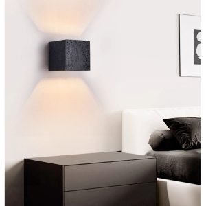 Lumiesta-magmara-kinkiet-trawertynowy-czarny-z-zotym-wntrzem-do-salonu-12x12x12-cm-7.jpg Magmara - Kinkiet trawertynowy, czarny z złotym wnętrzem do salonu, 12x12x12 cm